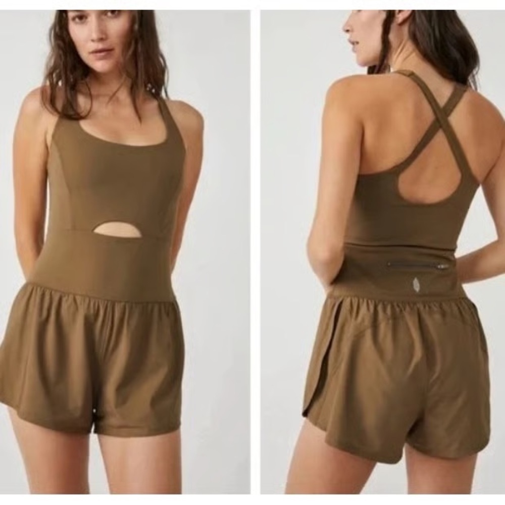 FP Movement Righteous Runsie
Romper size XS